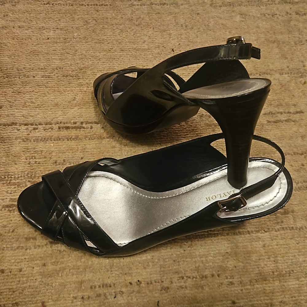 9M Ann Taylor Shoes